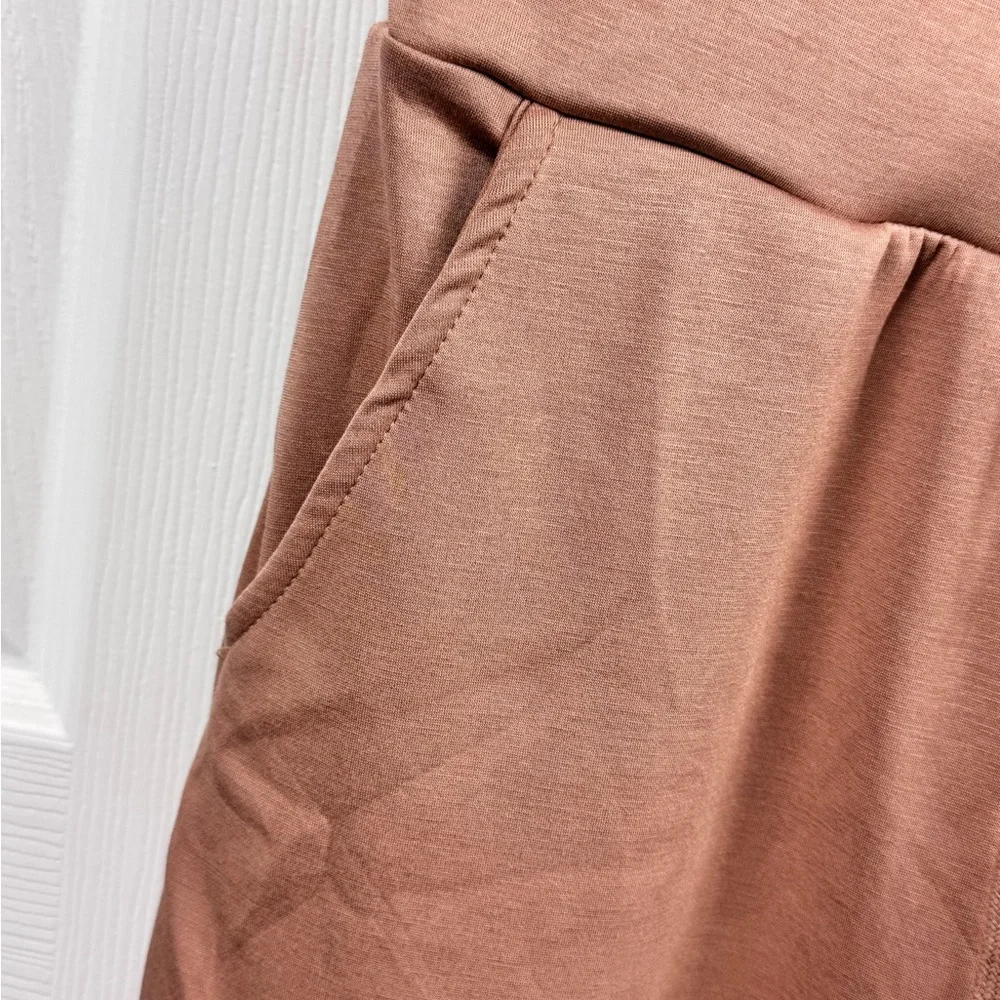 Fashion Nova Nude Wide Leg Jumpsuit Medium Stretch Drawstring Pockets - Picture 6 of 11